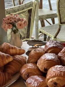 Paris food scene, Paris France eats, Parisian crossiants
